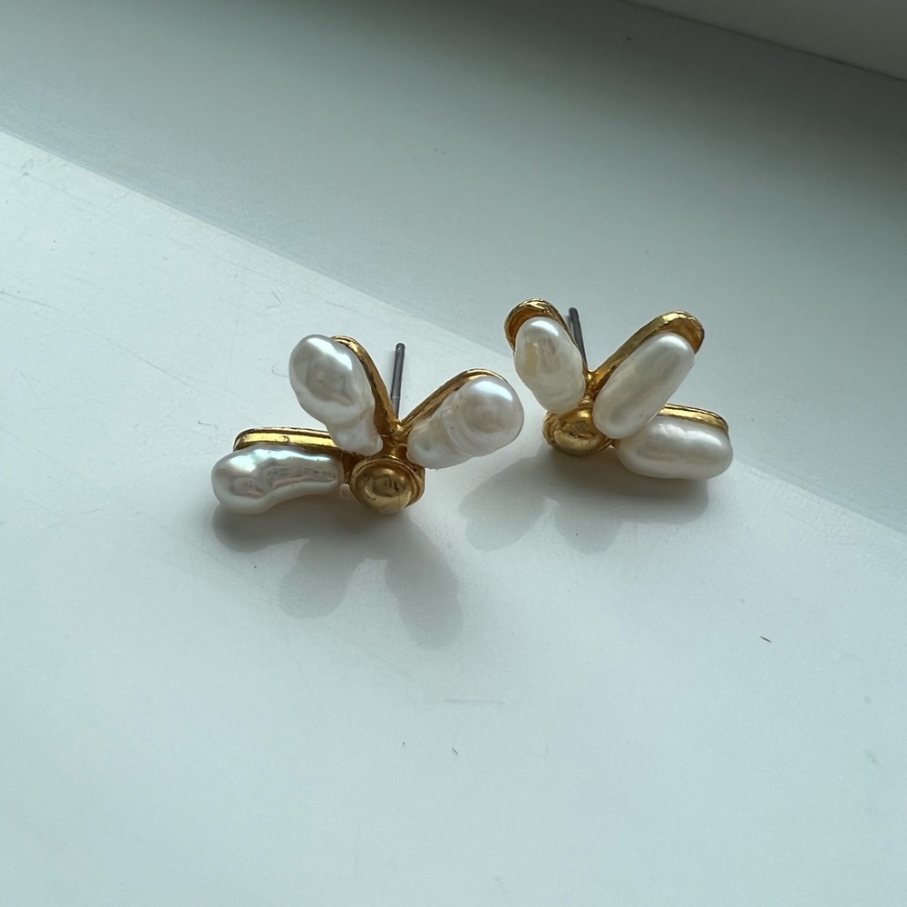 Pearl Earrings